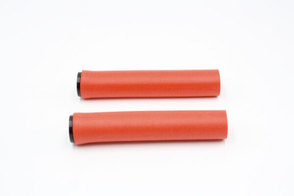 PUÑOS SILICONA KODY ROJO - Imagen 2